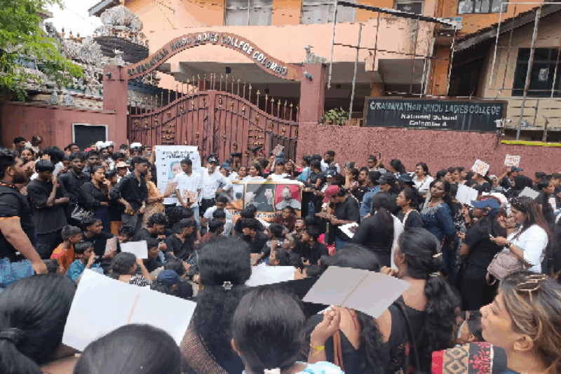 பள்ளி மாணவி வழக்கில் இதுவரை சட்டப்படி புகார் இல்லை – அமைச்சர் விளக்கம்