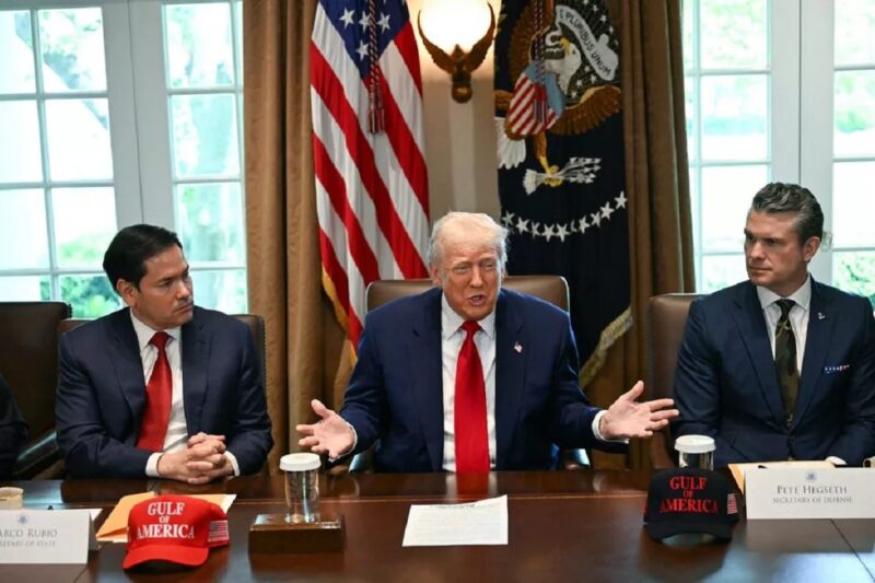 insane things Donald Trump did in 24 hours: 24 மணி நேரத்தில் ரம் சொன்ன பைத்தியக்கார உண்மை இதுவாக தான் இருக்க முடியும் !