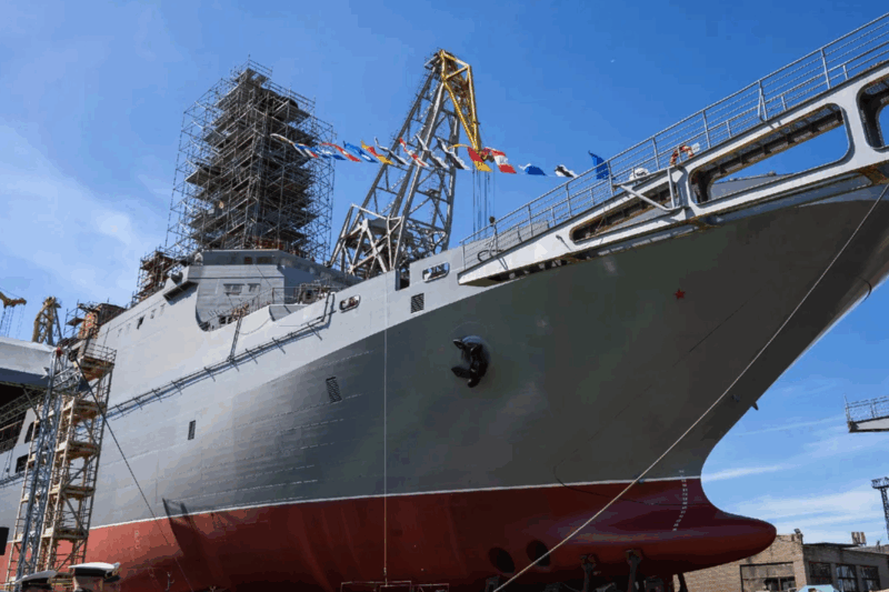 ரஷ்யாவின் ராட்சத ‘இவான் கிரென்’ கப்பல் அறிமுகம் – பசிபிக் பெருங்கடலில் சீனாவின் ஆதிக்கம் பெருகிறது!
