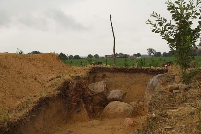 ஐரோப்பாவில் பிரமிட் அதிசயம்! உலக வரலாற்றை மாற்றப்போகும் பிரம்மாண்ட ரகசியம்!