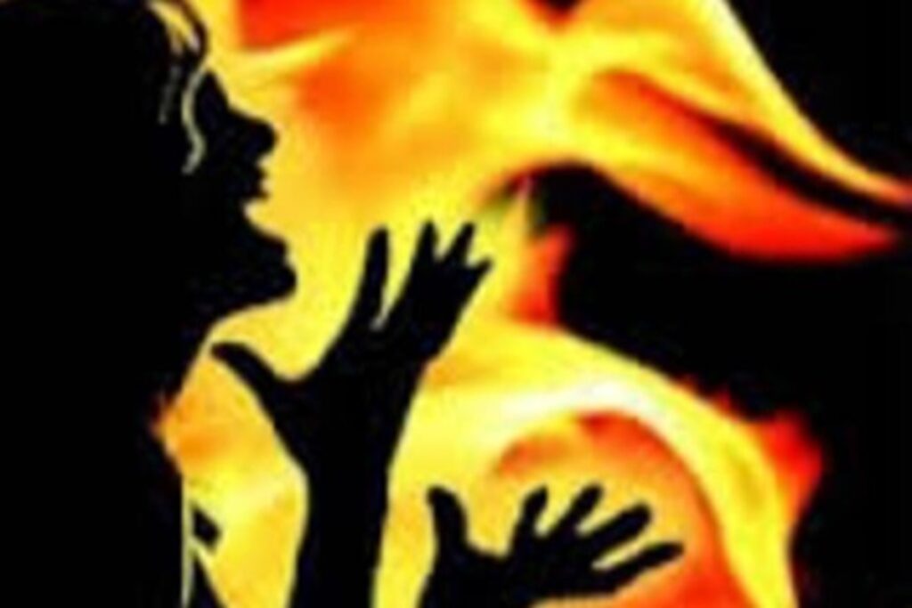 யாழில் உலுக்கிய சோகம்: முன்னாள் பெண் போராளி தீக்குளித்து தற்கொலை! 