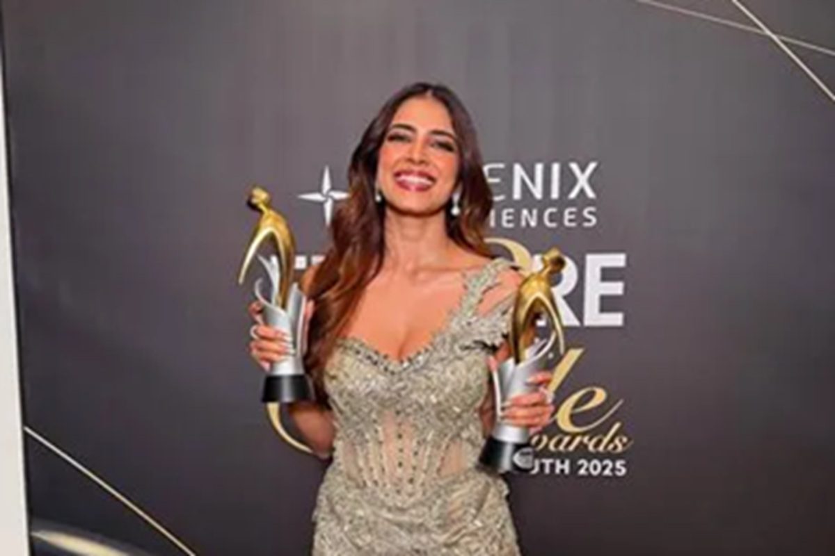 இந்த விருதுகளும் சூடாகவே இருக்கிறது:மாளவிகா மோகனன்!