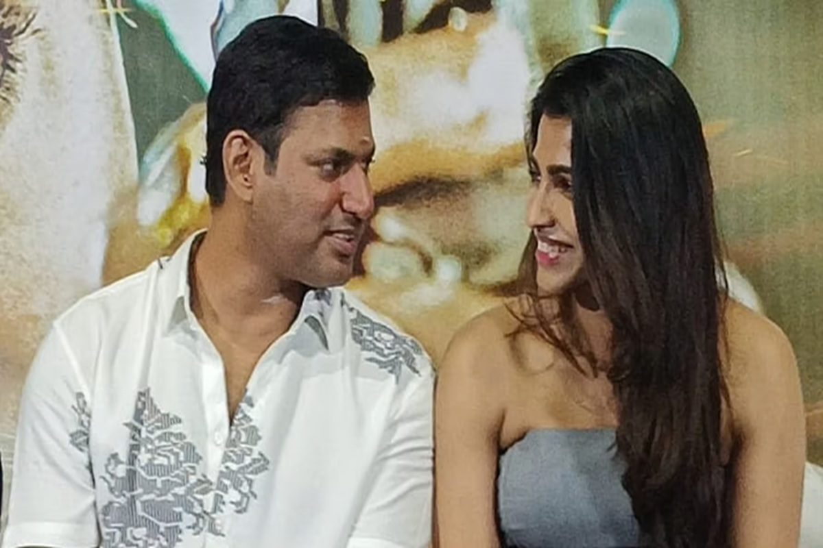 விஷால்-தான்ஷிகா திருமணம் நடக்குமா?  நடக்காதா? குழப்பத்தில் ரசிகர்கள்!