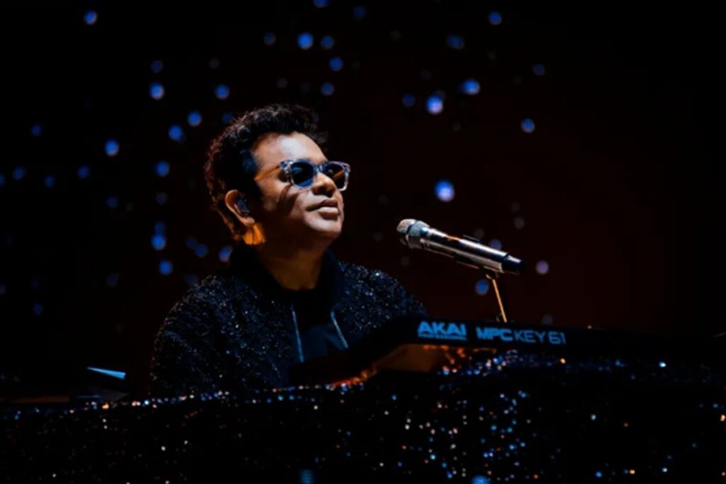 என் வாழ்க்கையை நாசம் பண்ணிய ஏ.ஆர்.ரகுமான்! – கொதித்துப்போன பிரபல இயக்குனர்!