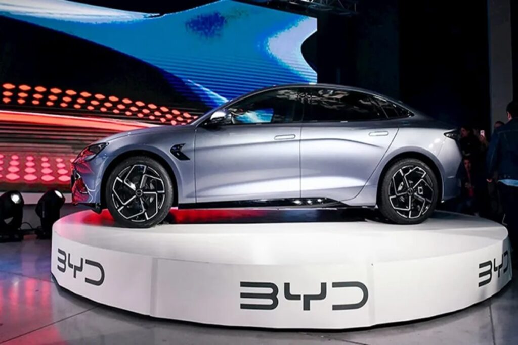 BYD வாகனங்களை சுங்கத் திணைக்களம் பாகுபாட்டுடன் தடுத்து வைத்துள்ளது:  நீதிமன்றத்தில் வாதம்!