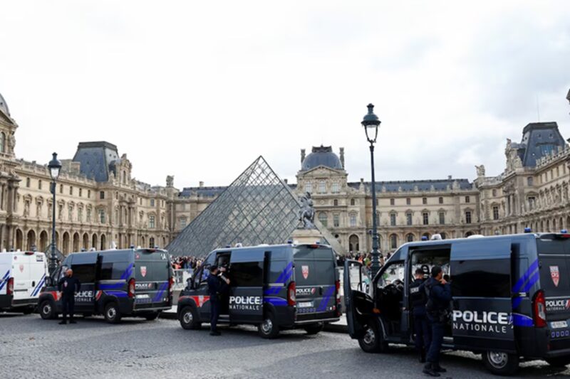 அருங்காட்சியக நகைத் திருட்டு சந்தேக நபர்கள் கைது – ஆனால், நகை எங்கே?