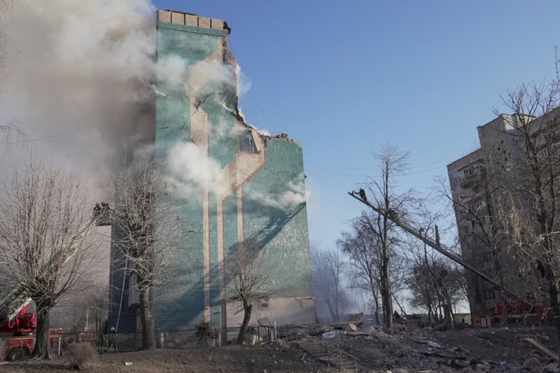 எல்லை தாண்டும் அச்சுறுத்தல்: நேட்டோவின் அதிரடி நடவடிக்கை!