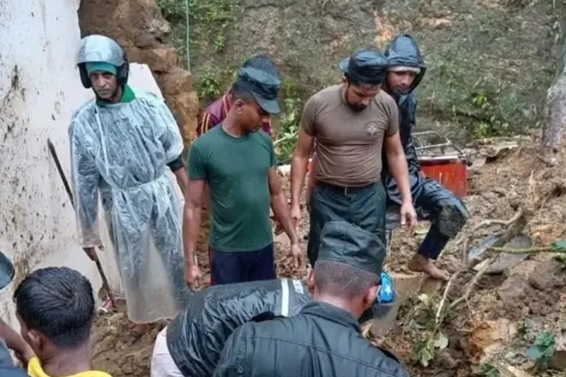 இலங்கை திட்வா புயல் : 100 பேர் வரை பலியாகியதாக தகவல் வெளியானது !