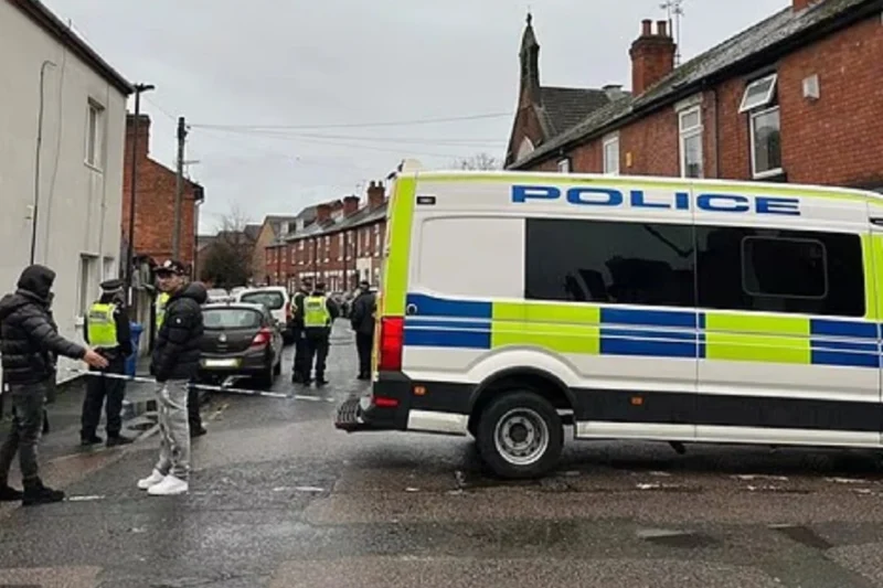 BREAKING NEWS டார்பியில் பதற்றம்: 200 வீடுகளை காலிசெய்யச் சொன்ன பொலிசார்