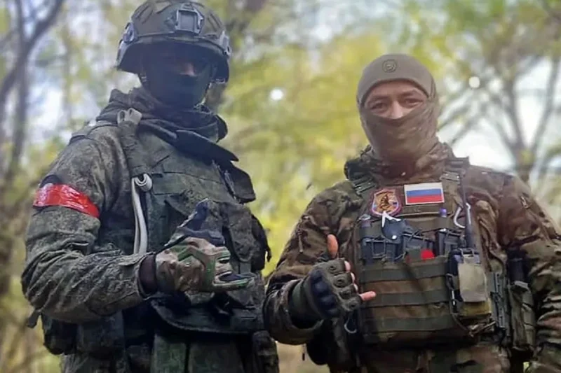 பல நாட்டு இளைஞர்களை பண ஆசை காட்டி ரஷ்ய ராணுவத்தில் இணைக்கும் புட்டின் !